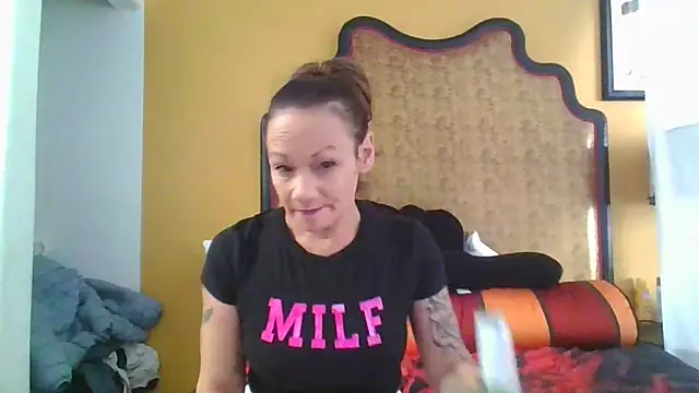 ALLURET4U online show from 12/04/24, 08:18