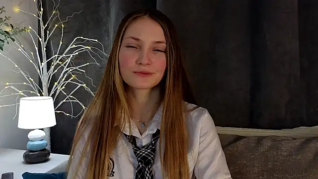 MonaEldon online show from 12/11/24, 01:26