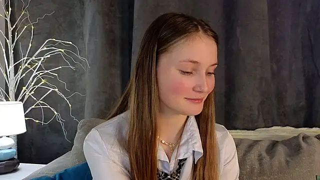 MonaEldon online show from 12/11/24, 04:39