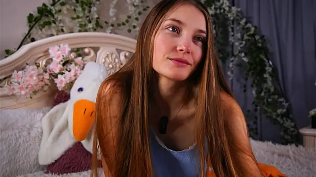 MonaEldon online show from 12/02/25, 03:23