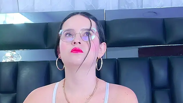 DahianaMoss online show from 04/21/26, 11:38