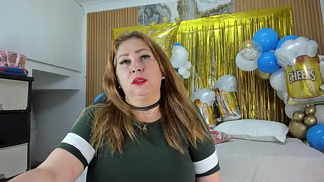 Danna topless online show from 10/06/25, 12:02