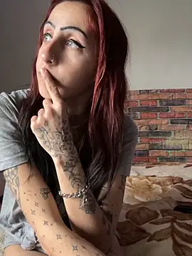 kriszy baby online show from 02/14/25, 09:34