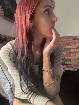 kriszy baby online show from 02/18/25, 09:21