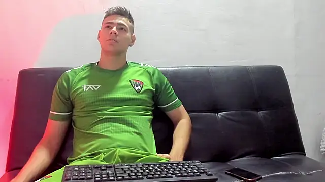 Brian cx online show from 01/28/25, 03:04