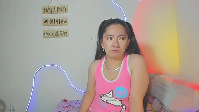 litle mily  online show from 10/04/25, 12:08