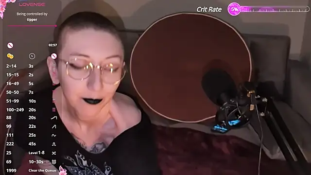 lovelylucyy online show from 01/30/25, 12:07