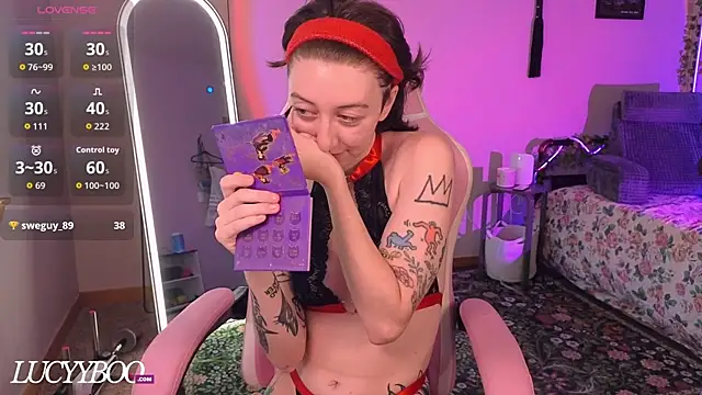 lovelylucyy online show from 07/30/26, 09:25