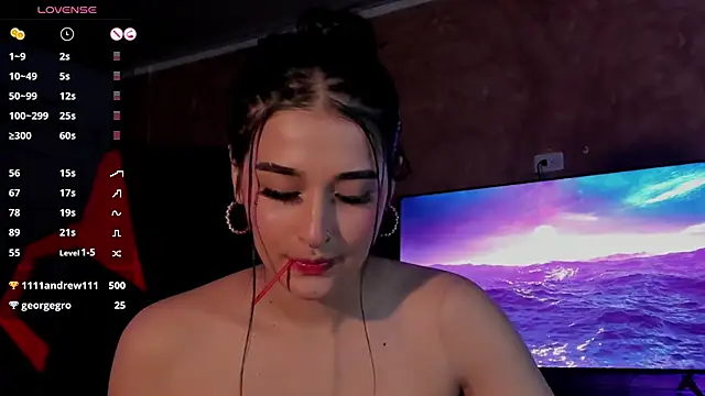 Snapshot of Charlotte_greys chatting on 12/27/24, 12:50 Charlotte greys online show from 12/27/24, 12:50