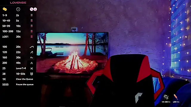 Snapshot of Charlotte_greys chatting on 03/19/25, 12:37 Charlotte greys online show from 03/19/25, 12:37