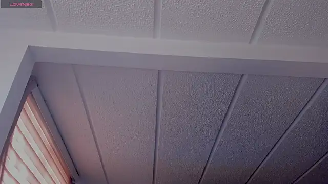 Snapshot of Charlotte_greys chatting on 09/23/25, 08:23 Charlotte greys online show from 09/23/25, 08:23