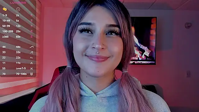 Snapshot of Charlotte_greys chatting on 10/09/25, 08:51 Charlotte greys online show from 10/09/25, 08:51