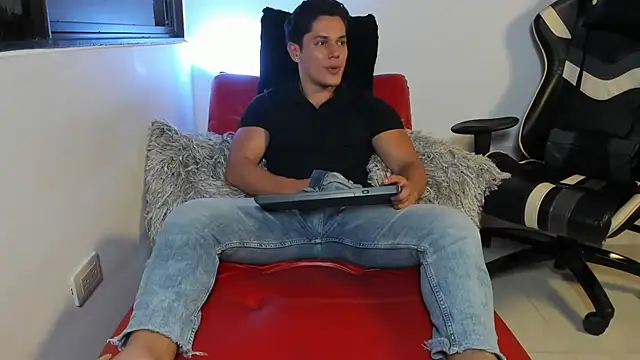 julian wallace online show from 04/09/26, 06:19