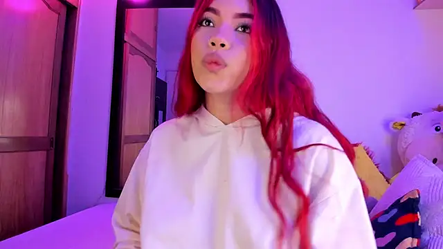 Lee Ash online show from 09/30/25, 04:28