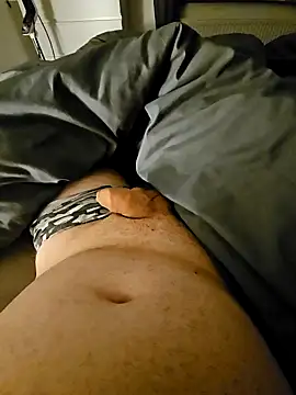 Feelixbi99 online show from 12/19/24, 03:30