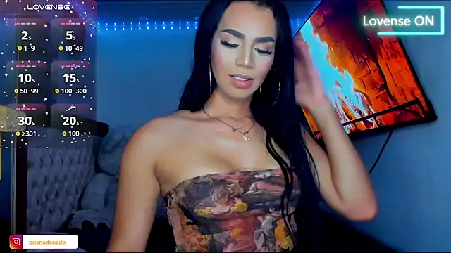 Snapshot of orianasweet_1 chatting on 10/15/25, 06:57 orianasweet 1 online show from 10/15/25, 06:57