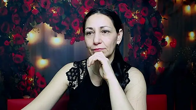 Snapshot of LiluGrants chatting on 02/18/25, 04:26 LiluGrants online show from 02/18/25, 04:26