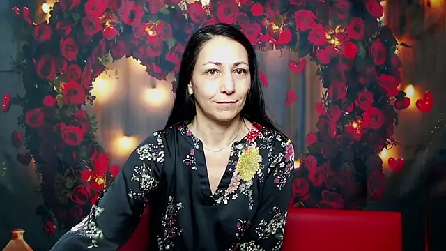 Snapshot of LiluGrants chatting on 02/21/25, 01:44 LiluGrants online show from 02/21/25, 01:44