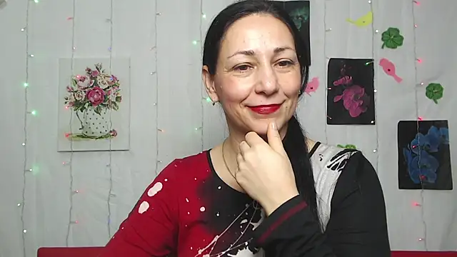 Snapshot of LiluGrants chatting on 03/15/25, 10:22 LiluGrants online show from 03/15/25, 10:22