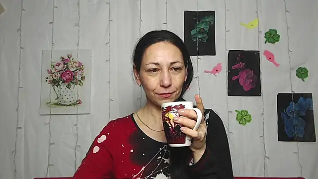 Snapshot of LiluGrants chatting on 03/16/25, 01:28 LiluGrants online show from 03/16/25, 01:28