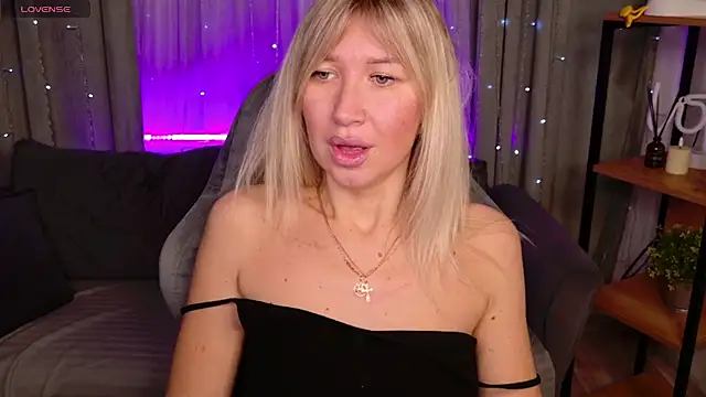 MilaBott online show from 11/29/25, 09:29