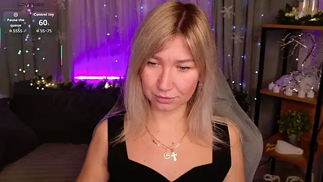 MilaBott online show from 12/16/25, 07:19