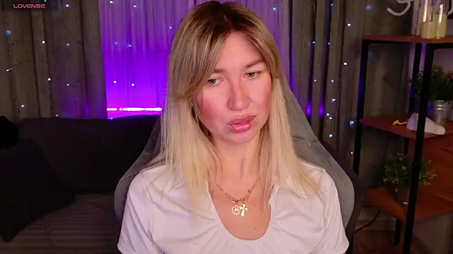 MilaBott online show from 02/25/26, 07:12