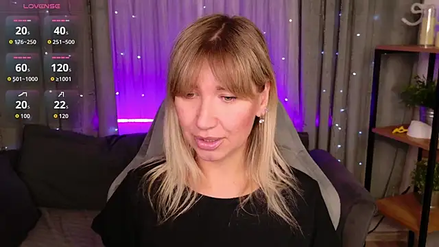 MilaBott online show from 03/10/26, 07:08