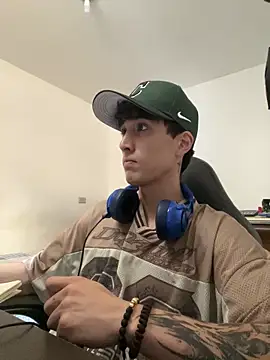 gojo satoru 18 online show from 03/17/26, 05:05