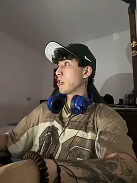 gojo satoru 18 online show from 03/18/26, 06:55