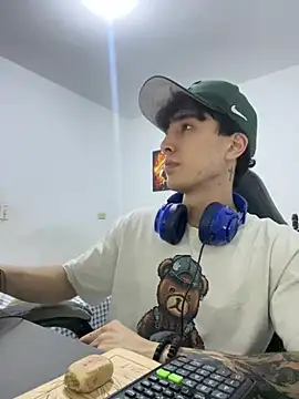 gojo satoru 18 online show from 03/24/26, 02:05