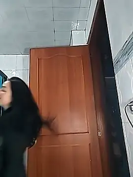 helena smith online show from 11/22/25, 03:16