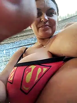 Horny-Mommy-Dirty online show from 10/18/25, 02:29