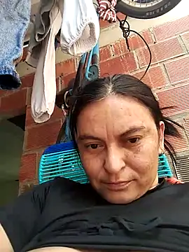 Horny-Mommy-Dirty online show from 10/29/25, 03:58