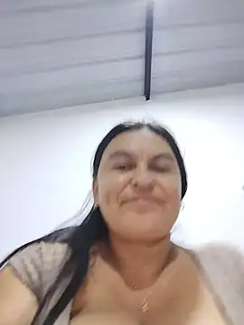 Horny-Mommy-Dirty online show from 05/22/26, 02:51
