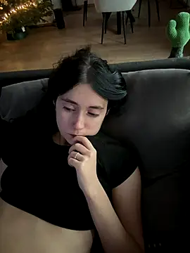 Lena Lang online show from 12/14/25, 01:27