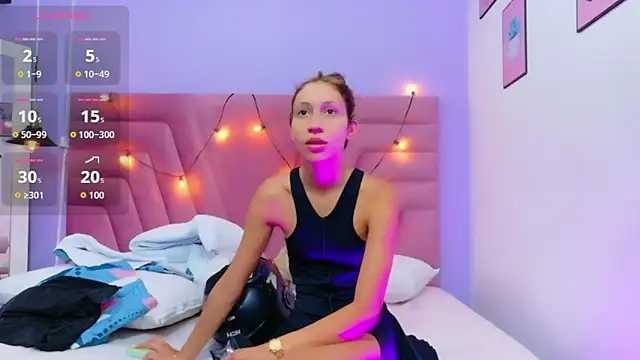 Beautifulskinny18 online show from 04/23/26, 07:49