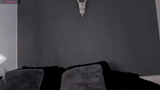 Aliz01 online show from 12/19/24, 02:34