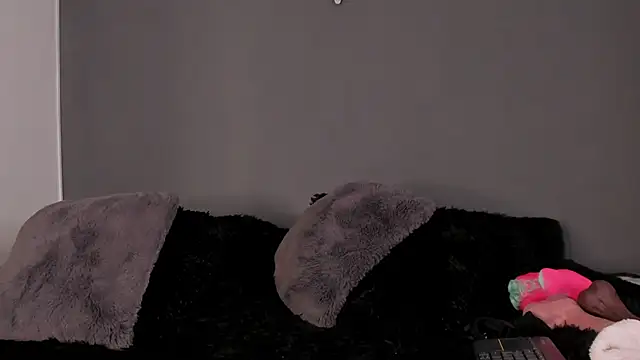 Aliz01 online show from 01/16/25, 10:44