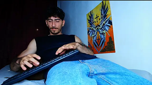 Thomass00 online show from 11/08/25, 11:47