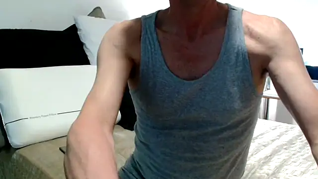 Snapshot of ImYourXtoy chatting on 05/31/26, 07:04 ImYourXtoy online show from 05/31/26, 07:04