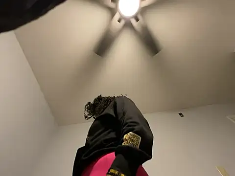 wynterheat online show from 03/03/25, 05:42