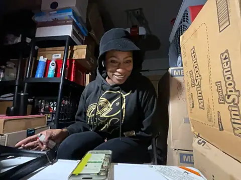 wynterheat online show from 11/12/25, 07:31