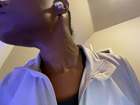 wynterheat online show from 11/16/25, 07:03