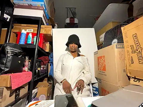 wynterheat online show from 11/27/25, 05:04