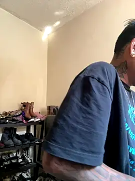 Daniel7131 online show from 10/31/25, 07:15