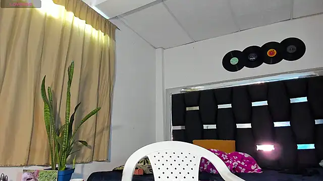 Snapshot of RyanRizzo chatting on 03/12/25, 01:08 RyanRizzo online show from 03/12/25, 01:08