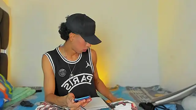 RyanRizzo online show from 11/05/25, 05:24