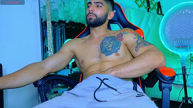 Rich boy01 online show from 02/02/26, 01:04