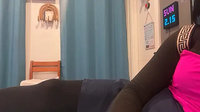 femsissyash online show from 02/15/26, 12:47